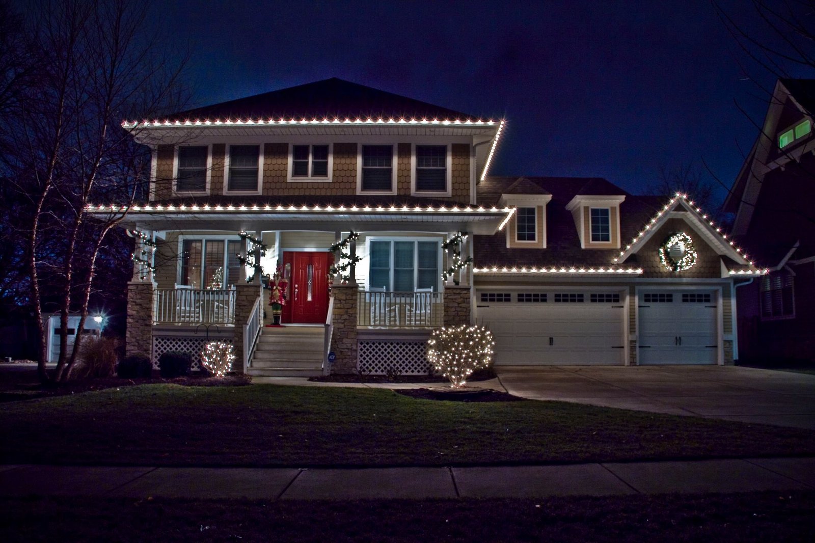 Hook and Ladder holiday lighting inspiration